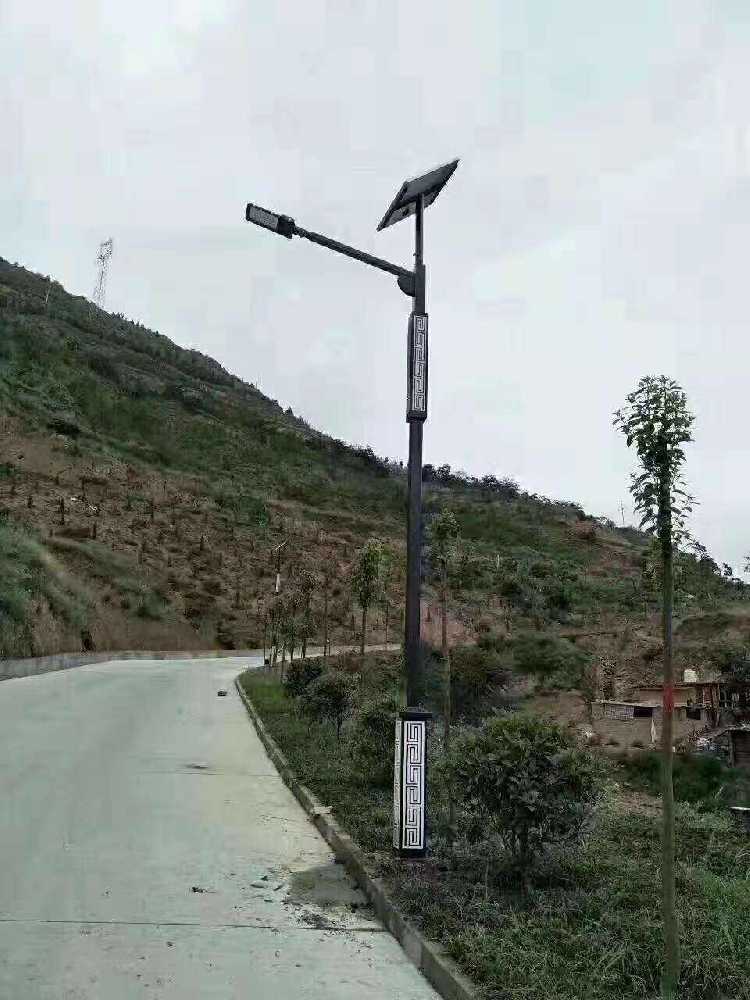 罗田县仿古太阳能路灯